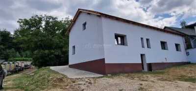 Valiug Casa/Pensiune Noua cu Teren 878 Mp Comision ZERO Cumparator - foto 17