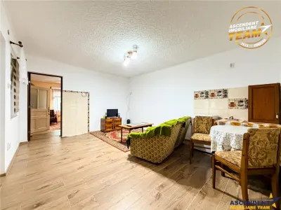 Casa cu teren generos de 1.315 mp, bucatarie de vara complet renovata si acces din doua strazi – Cernat, jud. Covasna - foto 4