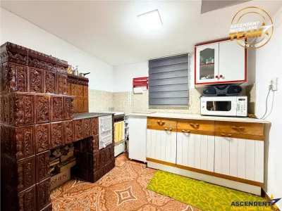 Casa cu teren generos de 1.315 mp, bucatarie de vara complet renovata si acces din doua strazi – Cernat, jud. Covasna - foto 5