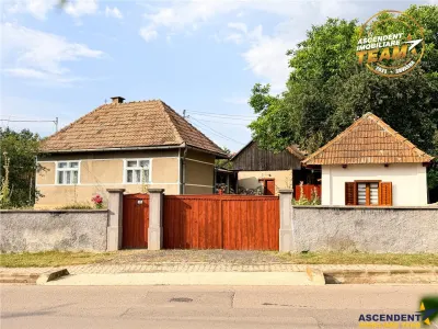 Casa cu teren generos de 1.315 mp, bucatarie de vara complet renovata si acces din doua strazi – Cernat, jud. Covasna - foto 9