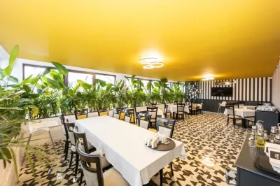 Capat CUG RESTAURANT  CARTIER ASTORIA Lunca Cetatuii - Iasi
