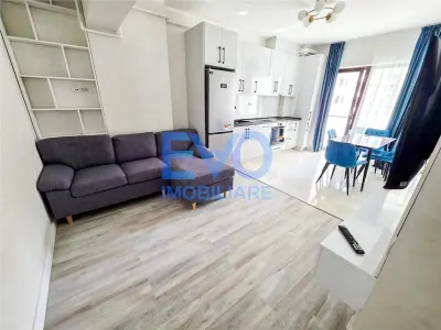 Apartament cu 2 camere, aer conditionat, complex Royal Town Copou - Iasi