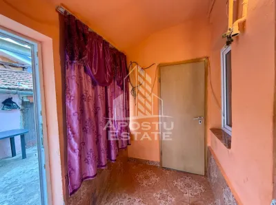Apartament 2 camere la curte comuna de vanzare, zona Iosefin - Timisoara