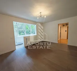 Apartament de vanzare cu 2 camere,renovat complet,zona Gheorghe Lazar - foto 2