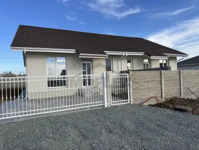 Duplex pe parter gata de mutare in Bucovat langa Timisoara, comision 0% - Bucovat (Remetea Mare)