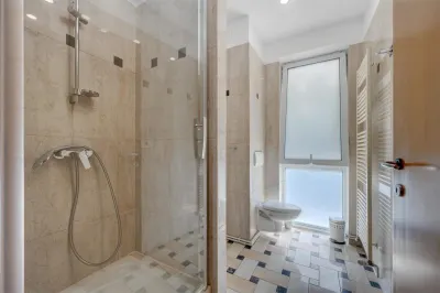 Vanzare apartament 4 camere | spectaculos | Primăverii | vedere la Lac | parcare subterană | 188mp utili | oferta unică | - foto 13