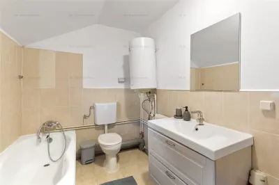 Casa individuala 4 camere cu garaj si curte | Sanpetru - foto 22