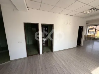 Spațiu Generos și Modern în Cartierul Găvana – Confort și Posibilități Nelimitat - foto 18