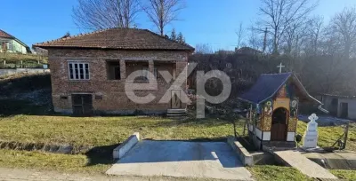 Casă 3 camere în Livezeni – Stâlpeni | 88 mp utili, teren 300 mp, zonă liniștită - Stalpeni