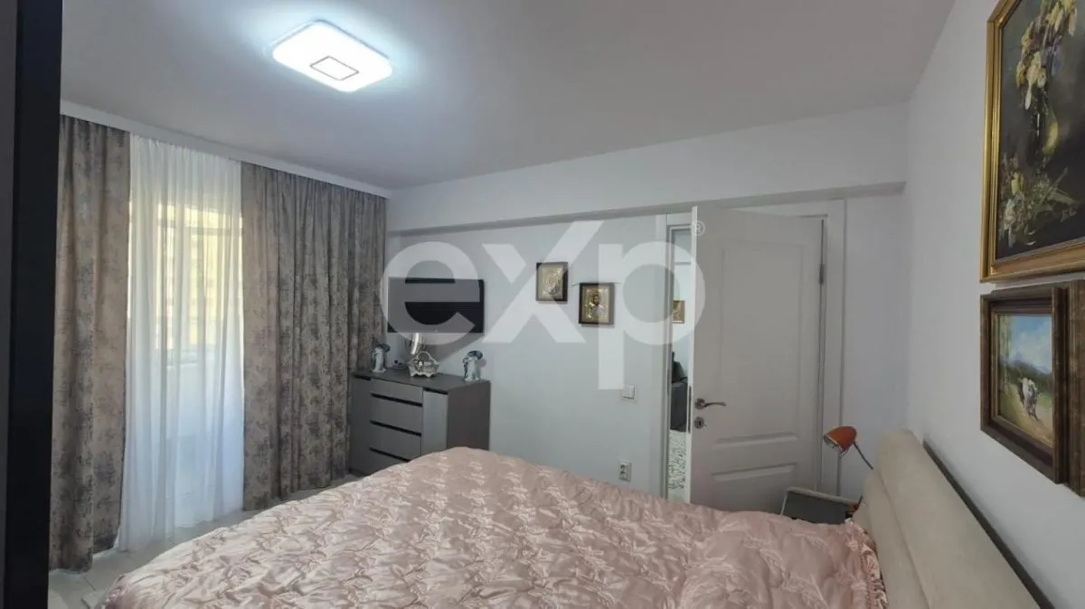 Apartament 3 camere – ultracentral Pitești | renovat complet | parcare inclusa - foto 4