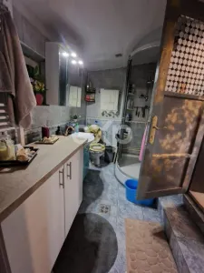 Casă de vânzare în Mircea Vodă + teren 1600 mp - foto 6