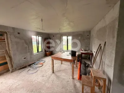 Casă semifinisată | Buzoiești | Teren generos 2.900 mp - foto 3