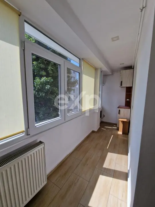 Apartament 2 camere de închiriat Poarta Bucuresti,et 2 - foto 9