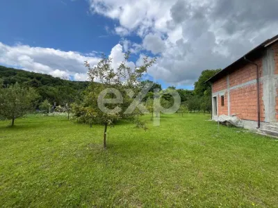 Casă P+M la roșu 188 mp și teren de 3.400 mp cu livadă in Pucioasa-Sat - foto 13