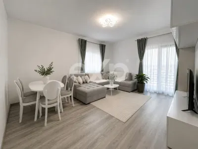 Apartament 3 camere, 81 mp, 2 bai, boxa 12 mp si parcare – Complet mobilat - Pitesti