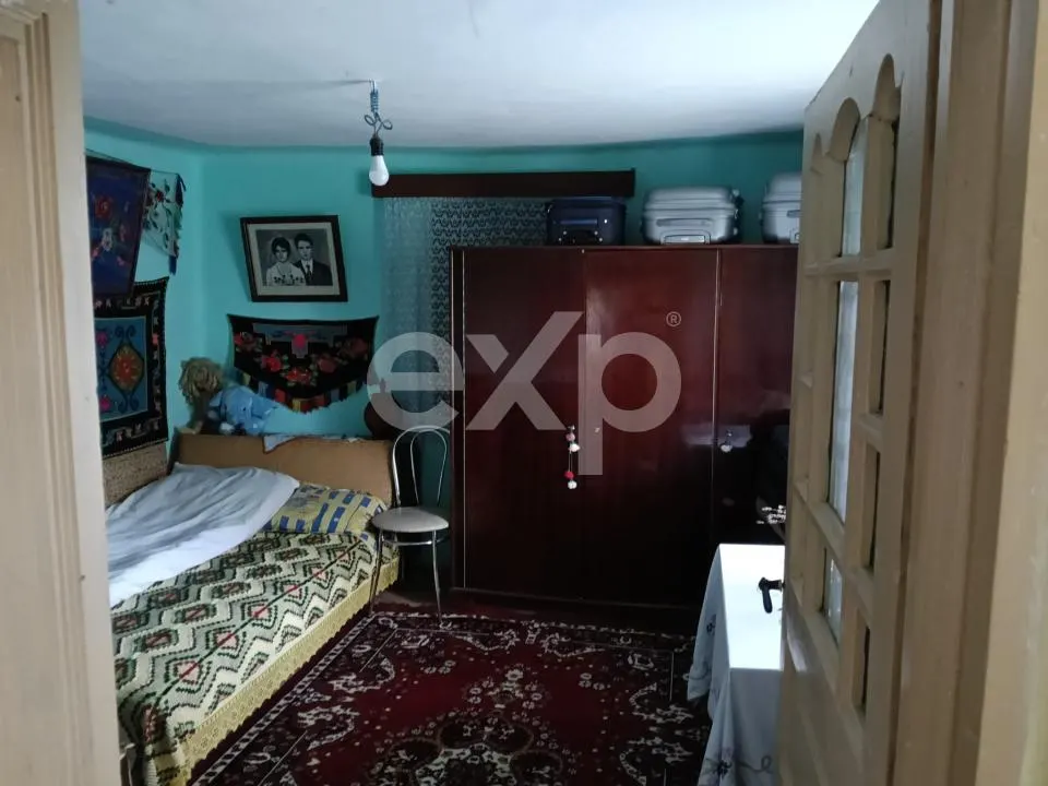 Casă tradițională cu 2029 MP, livadă, puț propriu - foto 4