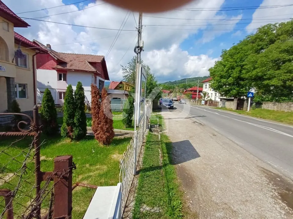 Proprietate Submontană cu Potențial deosebit: Casă și Teren 1.749 mp cu Livadă - foto 2