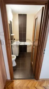 RECO Apartament 2 camere – renovat modern, etaj 1/6 - foto 5