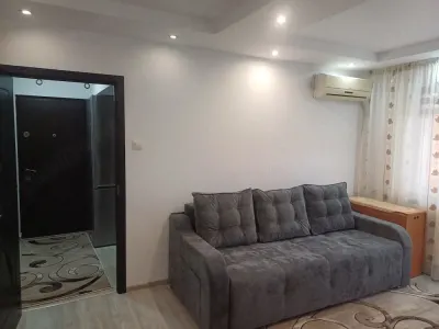 Apartament 2 camere de închiriat – Mircea, etaj 3, centrală termică, aer condiționat - foto 2