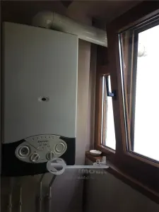Garsonieră de închiriat â€“ Bd. Poitiers, etaj 2/3, centrală proprie - foto 14
