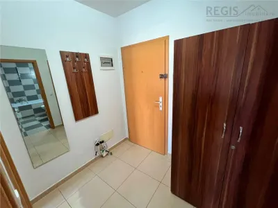 Avantgarden Coresi- 2 Camere | Dressing | Parcare | 3 minute Autobuze - foto 9