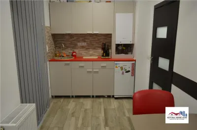 Apartament Bloc Nou 3 Camere 2 Bai si Parcare Privata de Vanzare Zona Tudor - foto 6