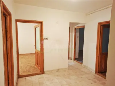 Apartament cu 3 camere decomandat, 65 mp – Cartierul Nord | 2 balcoane - foto 8