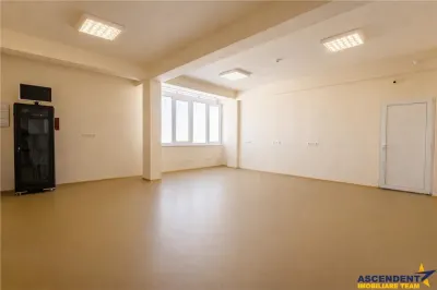 Spatiu comercial nou, acces facil, componenta si dotari apreciabile, Calea Bucuresti, Brasov - foto 3