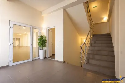 Spatiu comercial nou, acces facil, componenta si dotari apreciabile, Calea Bucuresti, Brasov - foto 4