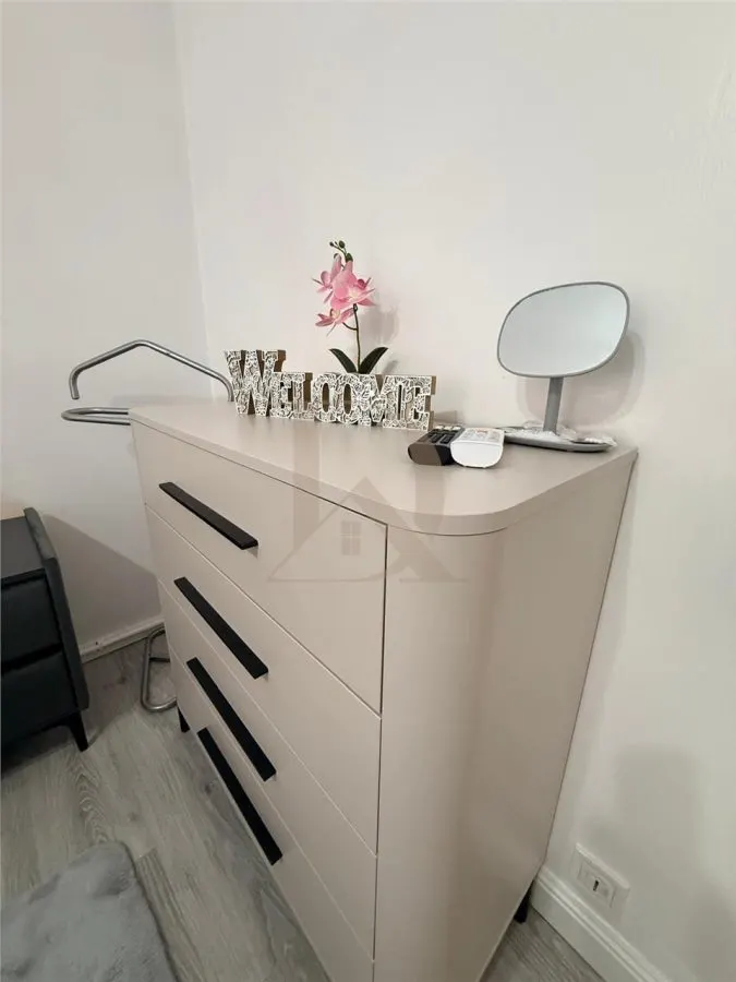 Prima Inchiriere! Centru Hala Centrala , 2 camere , totul nou ! - foto 12