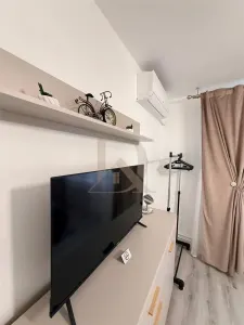 Prima Inchiriere! Centru Hala Centrala , 2 camere , totul nou ! - foto 14