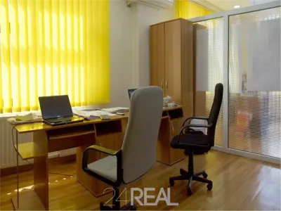 Spatii de birouri diverse dimensiuni - zona ultracentrala - foto 14