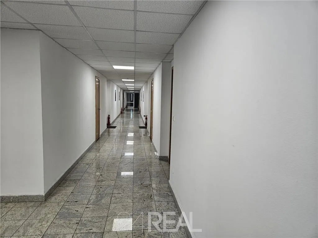 Spatii de birouri diverse dimensiuni - zona ultracentrala - foto 16
