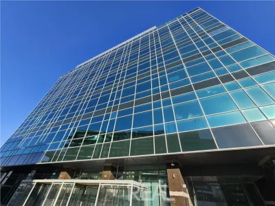 Cladire de birouri de vanzare - Clasa A - Construdava Business Center - foto 2