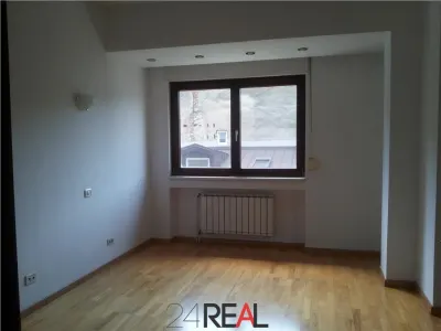 Inchirieri spatii pentru birouri Aviatorilor Stradal - 1 loc parcare - foto 8