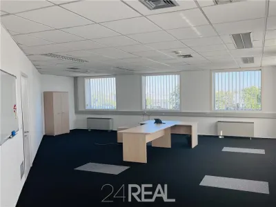 Inchiriere Spatii Comerciale de la 30 mp - foto 10