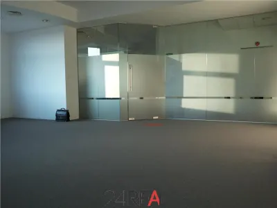 Spatii de birouri de vanzare in cladire unica - foto 4