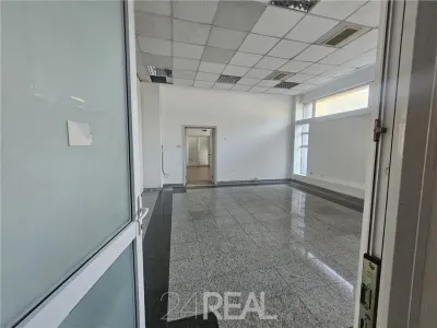 Inchiriere spatiu depozitare/showroom - foto 6