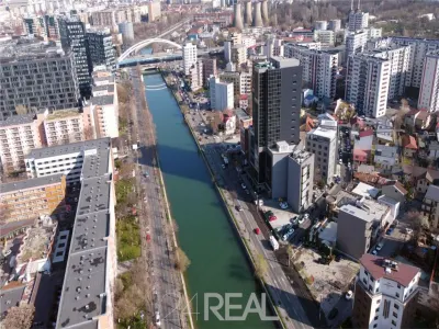 Riverside Tower - spatii langa metrou cu preturi de la 7.5 EUR + TVA - foto 4