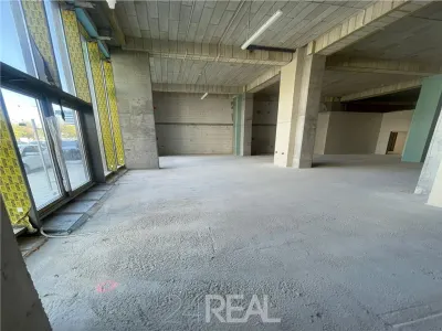 Inchiriere spatii comerciale zona de Nord de la 170 mp - foto 11