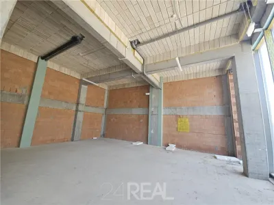 Inchiriere spatii comerciale zona de Nord de la 170 mp - foto 5