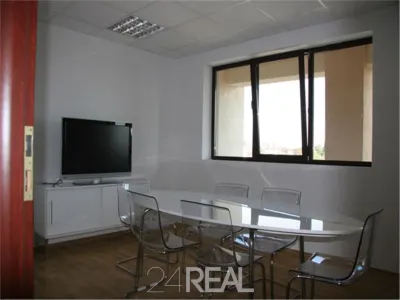 Vanzare cladire birouri zona Domenii - foto 3