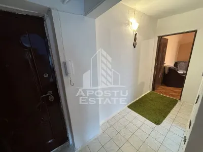 Apartament la etaj interemediar, 3 camere, 55 mp, Zona Girocului - foto 6