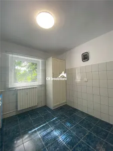 Apartament 3 camere Calea Vacaresti/ Pridvorului - foto 6