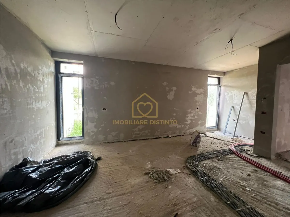 OPORTUNITATE! Casa cu 11 camere si 12 ari de teren - foto 10