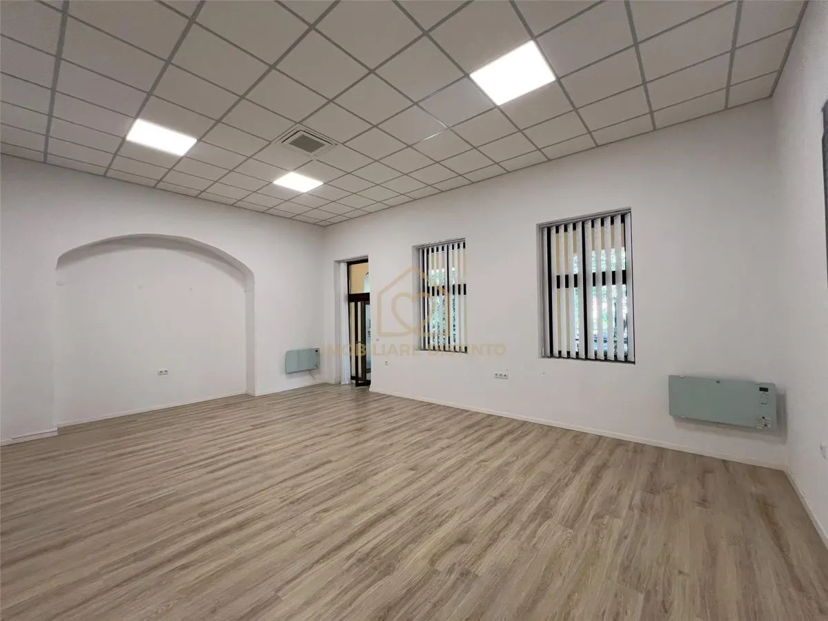 SPATIU DE BIROU - foto 2