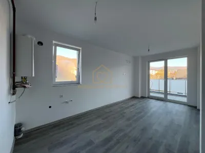 Apartament cu 3 camere si garaj subteran Marinescu - foto 7
