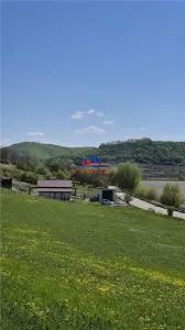Teren pe malul lacului in jud Bacau la 60 min de Onesti Are certificat de urbanism - foto 9