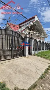 Trei case in aceeasi curte in comuna Bogdnesti - Bogdanesti