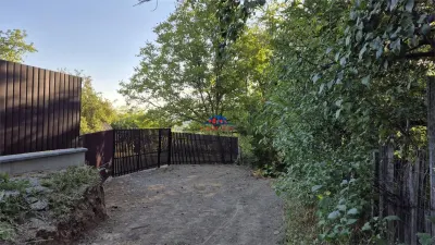 Teren in com Buciumi, la 10 min de Onesti , pentru doua case, 9900 euro - foto 4